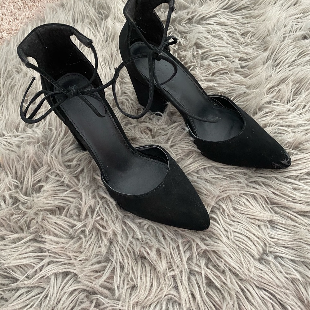 Black tie heels